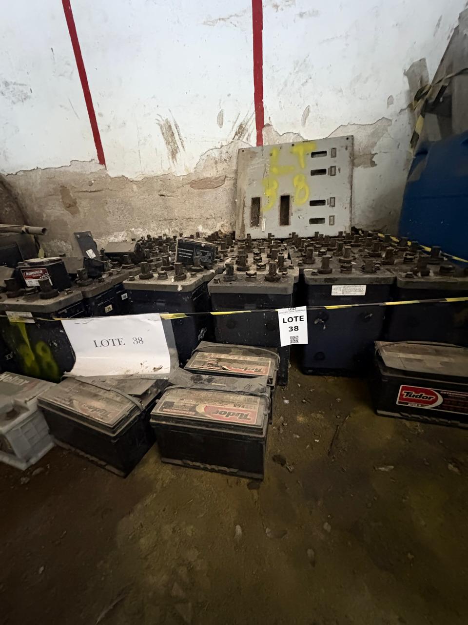 Foto de SUCATA DE BATERIAS
